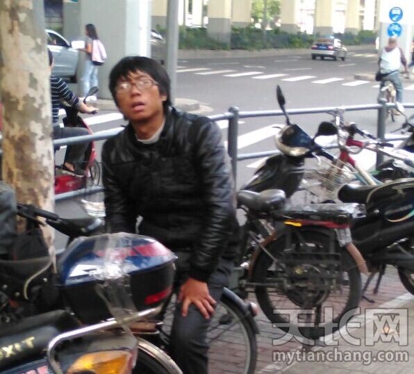 上海汽车站发现一天长的人-『社会民生』-【今